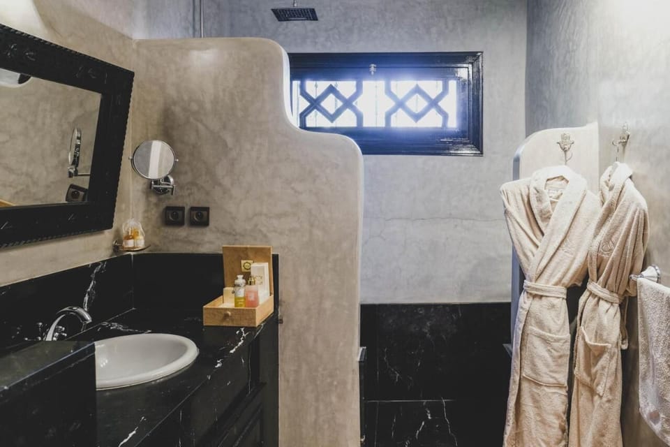 Standard Double Room | Bathroom | Bathrobes