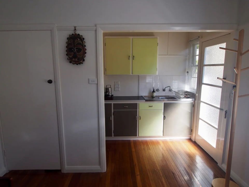 Kitchenette.