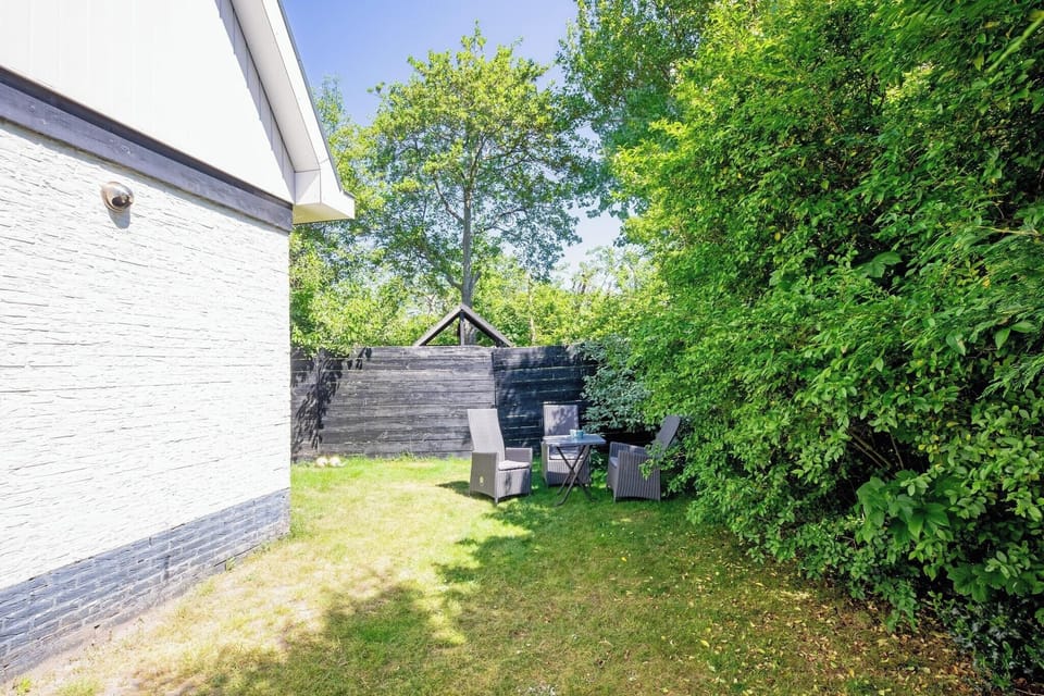 Garden [summer]