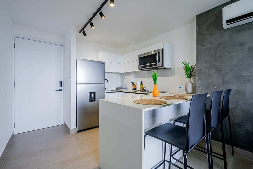 Modern kitchen bar