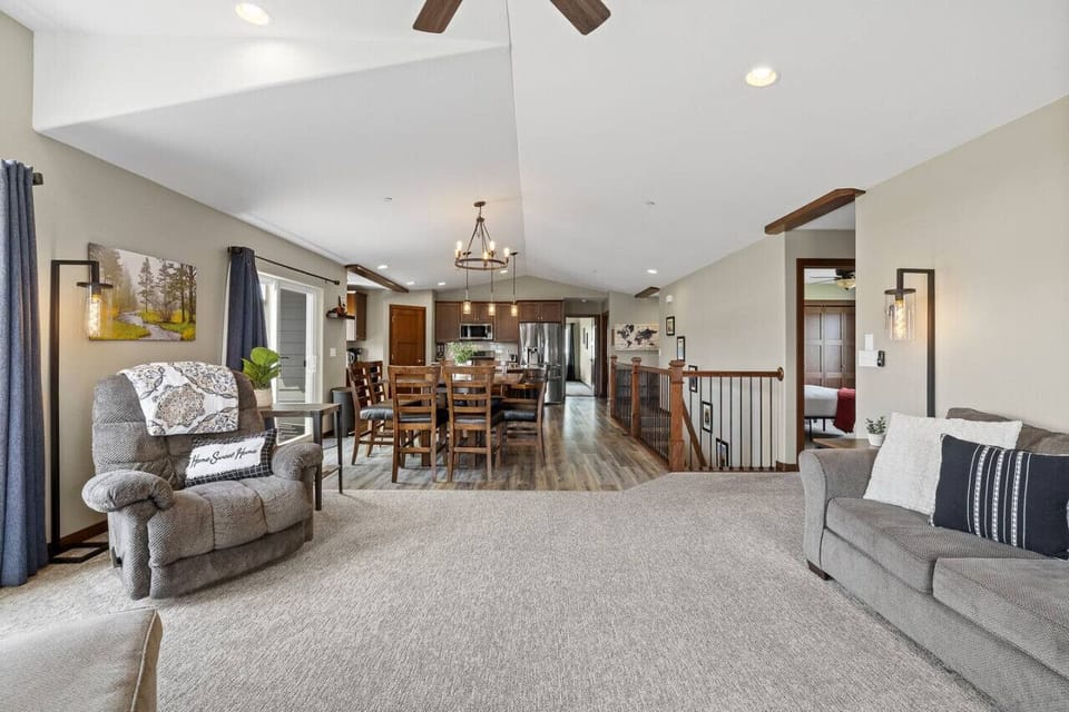 Enjoy effortless living in our open-concept space,  with a generous living room, fully equipped  kitchen, and welcoming dining area.