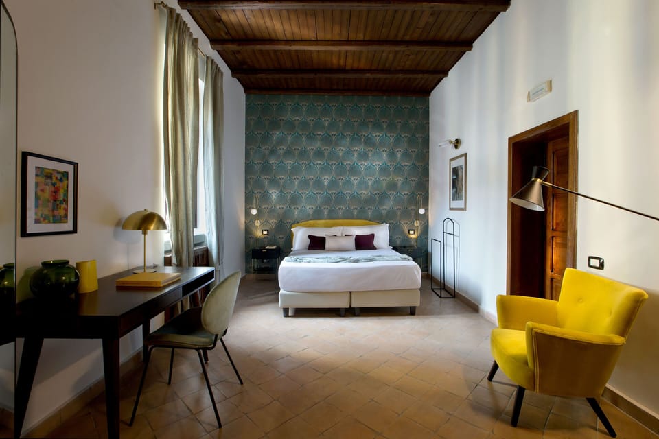 Standard Room, 1 Queen Bed | Minibar, in-room safe, desk, free WiFi