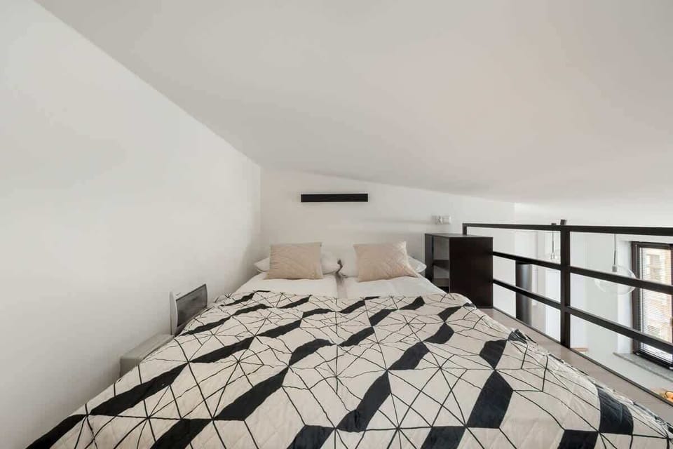 Comfortable double bed