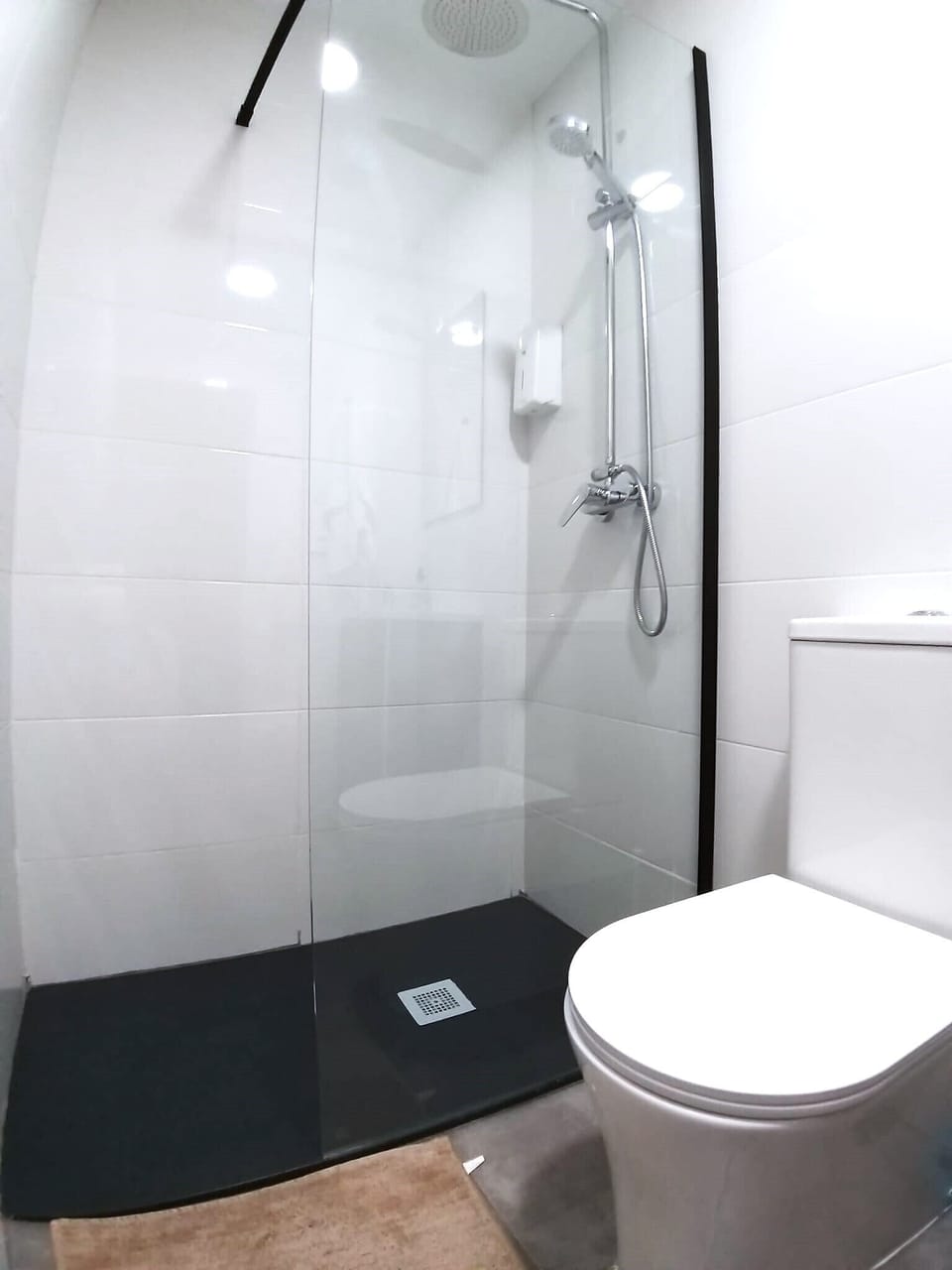 Double Room | Bathroom | Shower, hair dryer, towels, soap