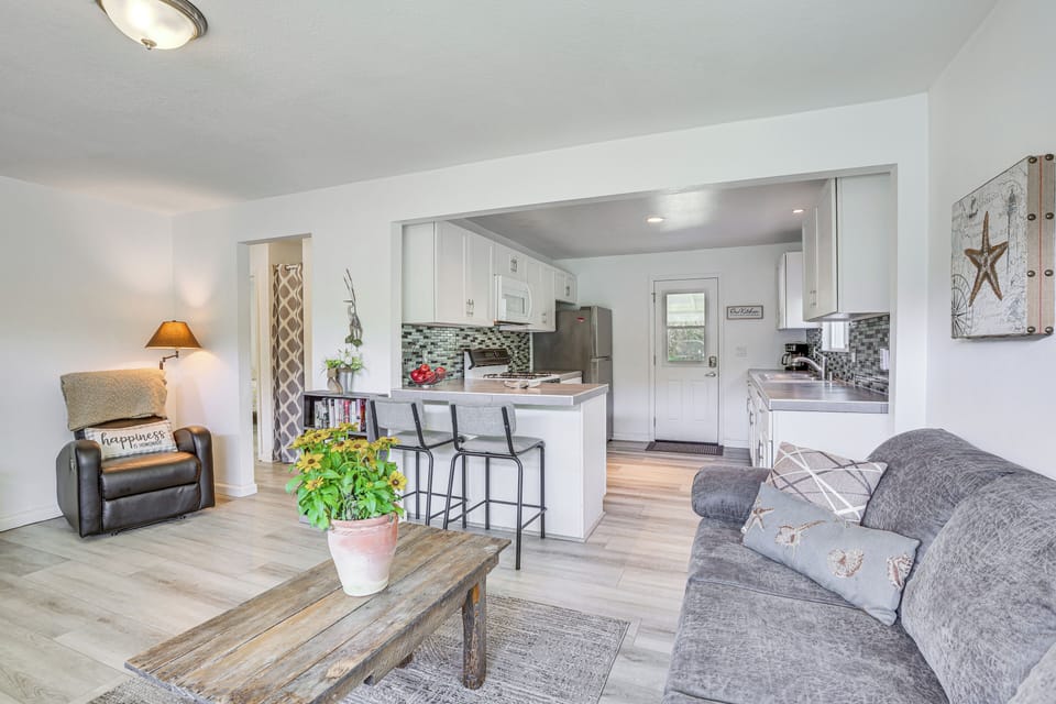 Cottage (2 Bedrooms) | Interior