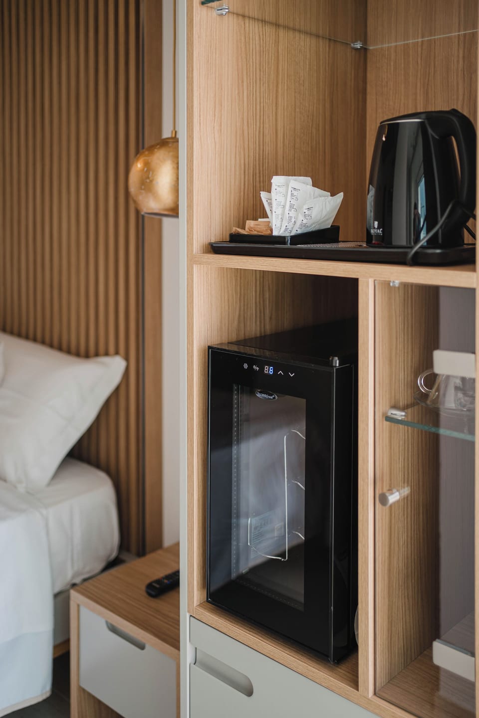 Junior Double Room, Sea View | Minibar, in-room safe, blackout drapes, soundproofing
