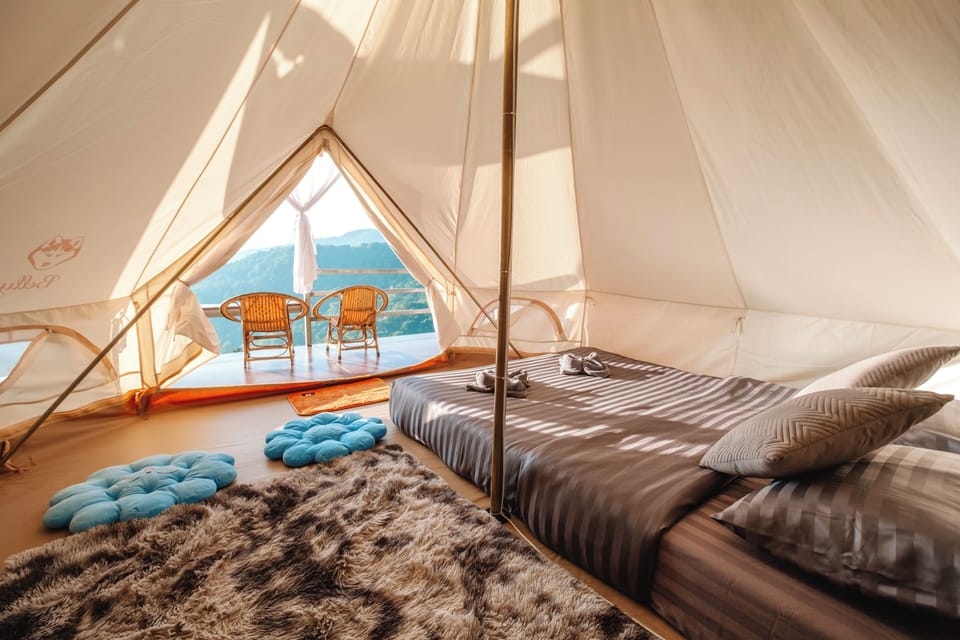 Deluxe Tent | Bed sheets