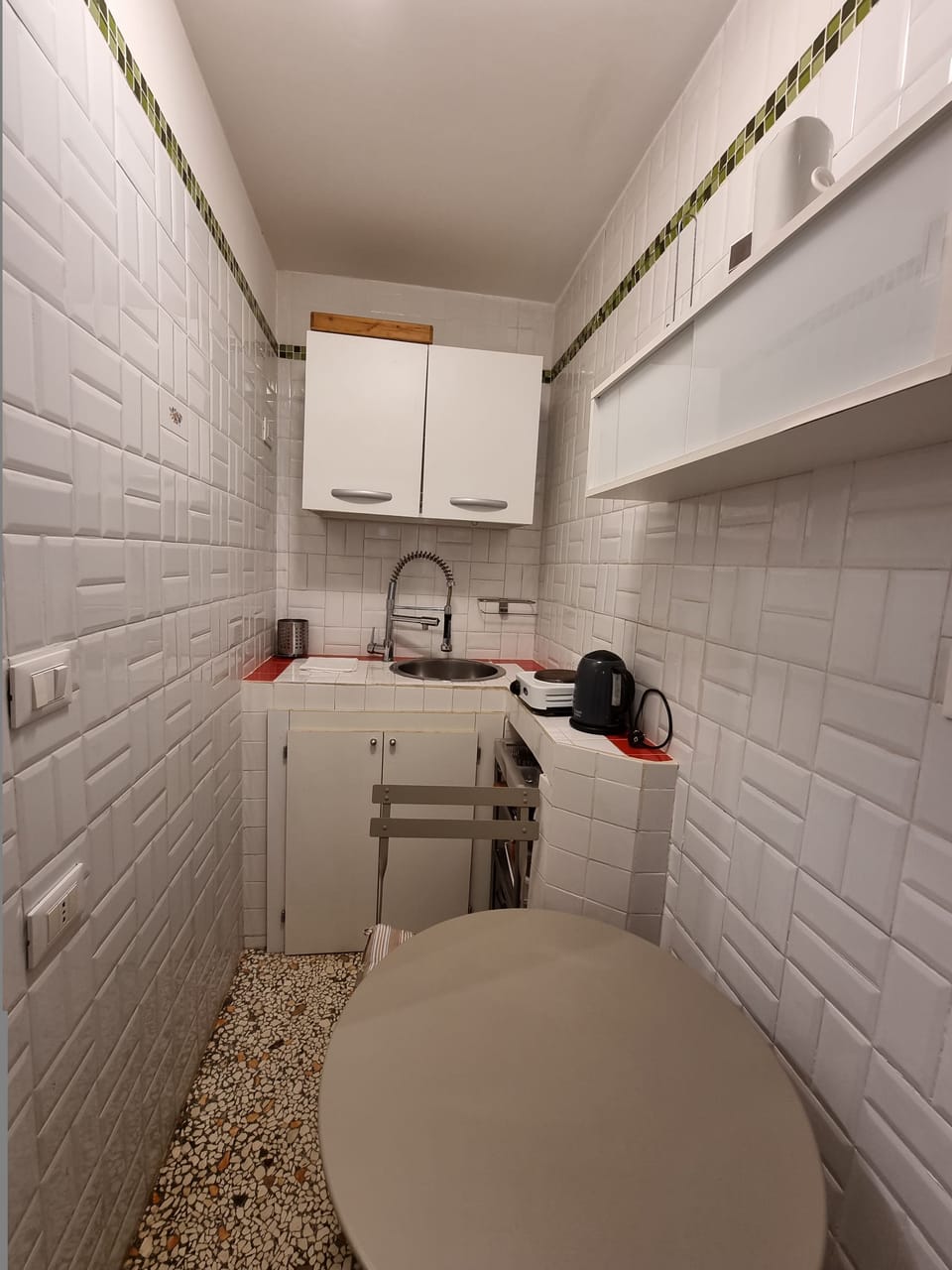 House | Private kitchenette
