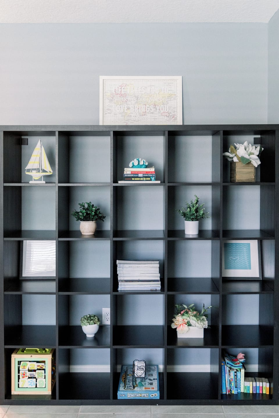 Living Room Decor/books, games, and Magazines
