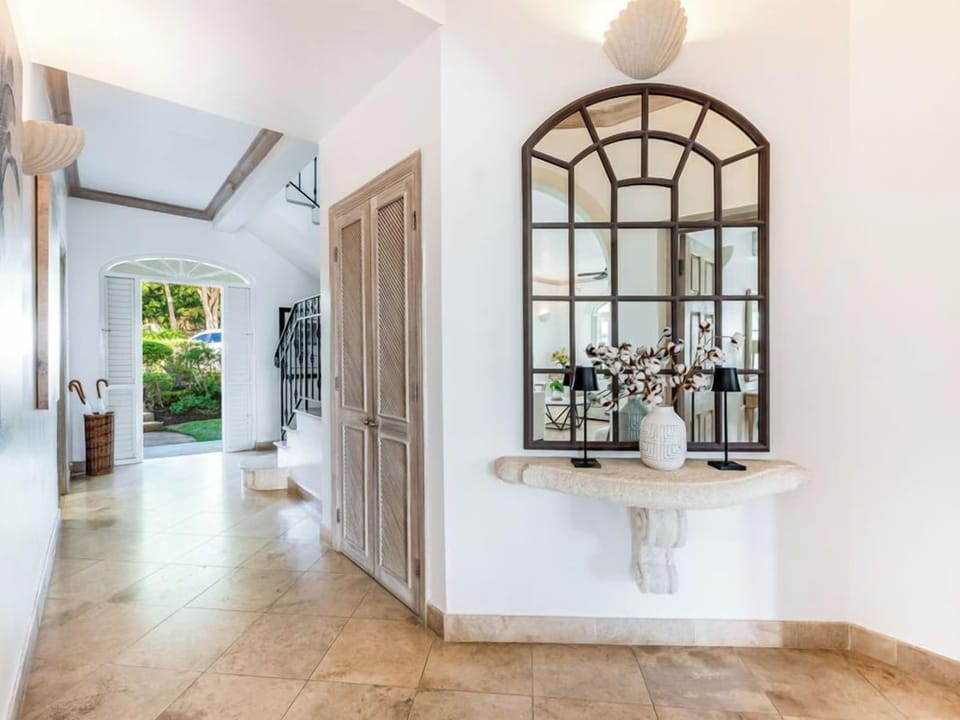 Birds Eye Villa - Sugar Hill (1048)