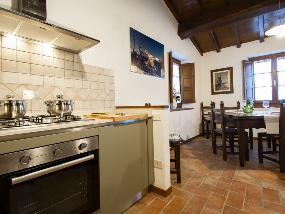 Kitchen / Dining Room