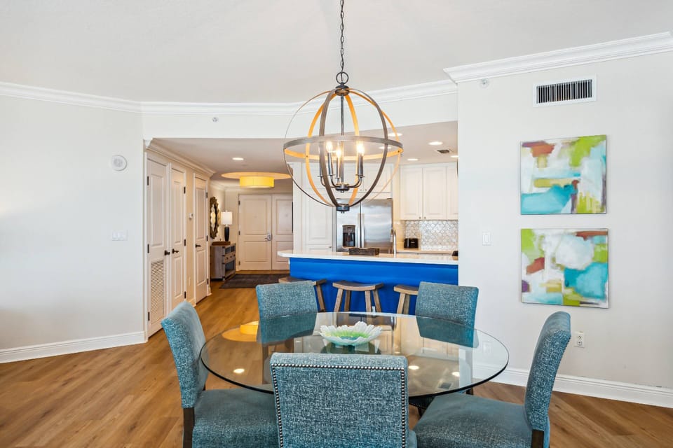 Enjoy family meals at the lovely dining table