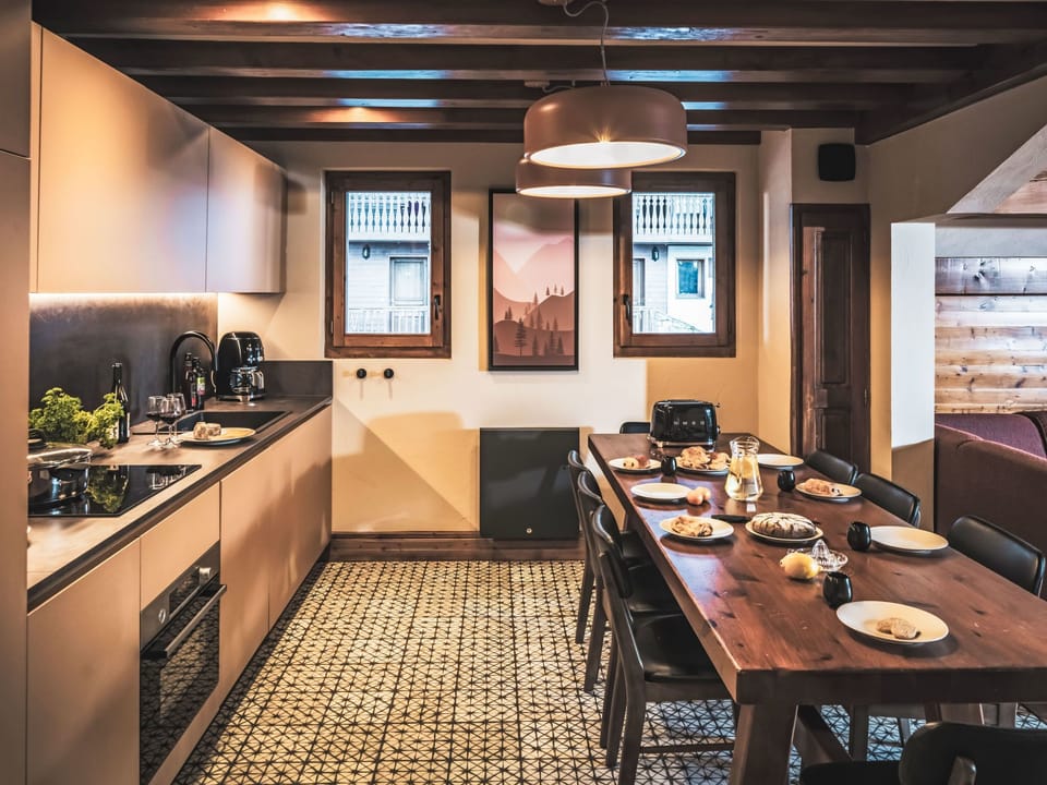 Kitchen / Dining Room