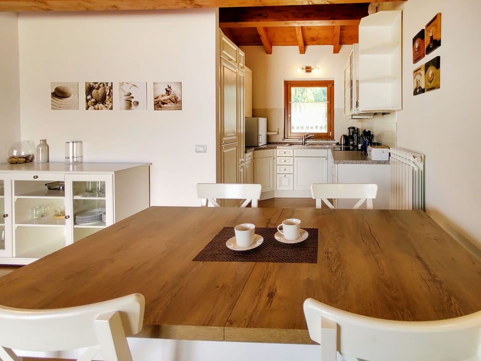 Kitchen / Dining Room