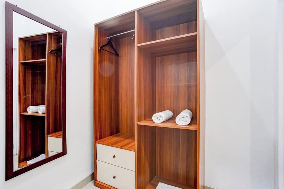 Deluxe Twin Room | Desk, WiFi (free), bed sheets