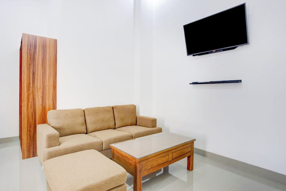 Standard Suite | Desk, WiFi (free), bed sheets