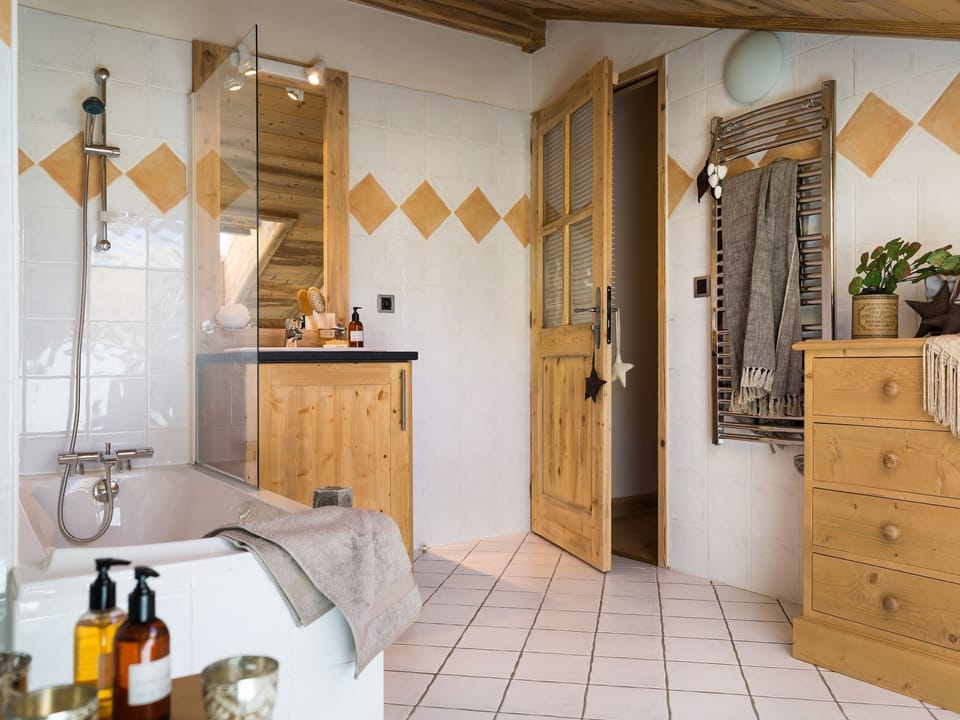 Bathroom / Wellness