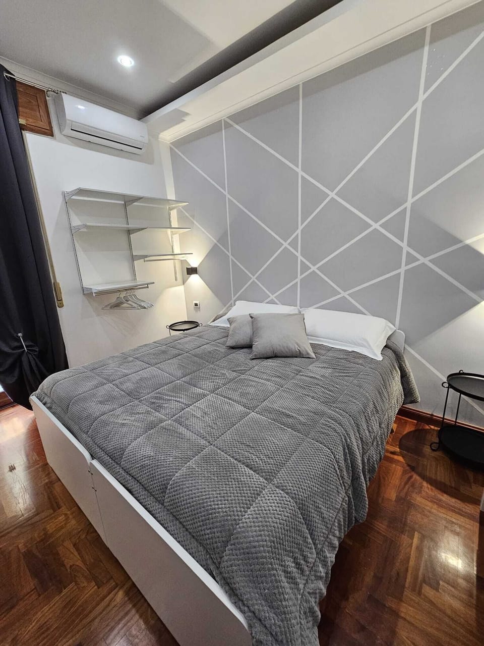 Comfort Triple Room (Asso Bastoni) | Free WiFi