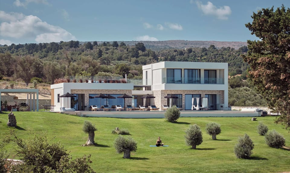 Sophisticated surroundings offering a sense of tranquility. 