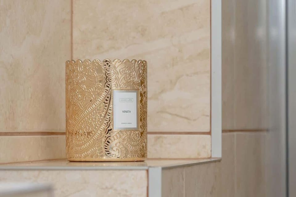 Stylish accessories in the apartment. 