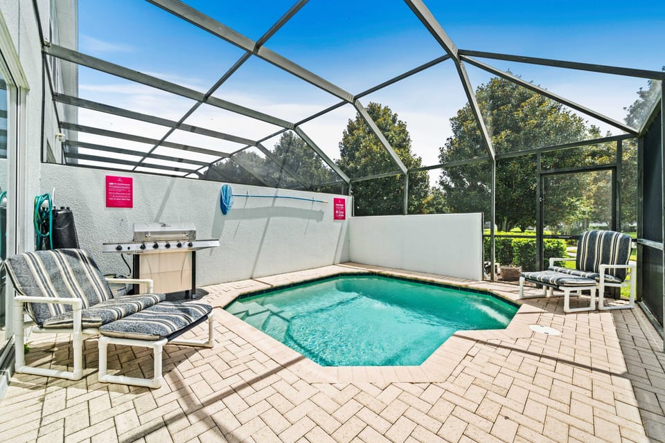 Private Pool with BBQ