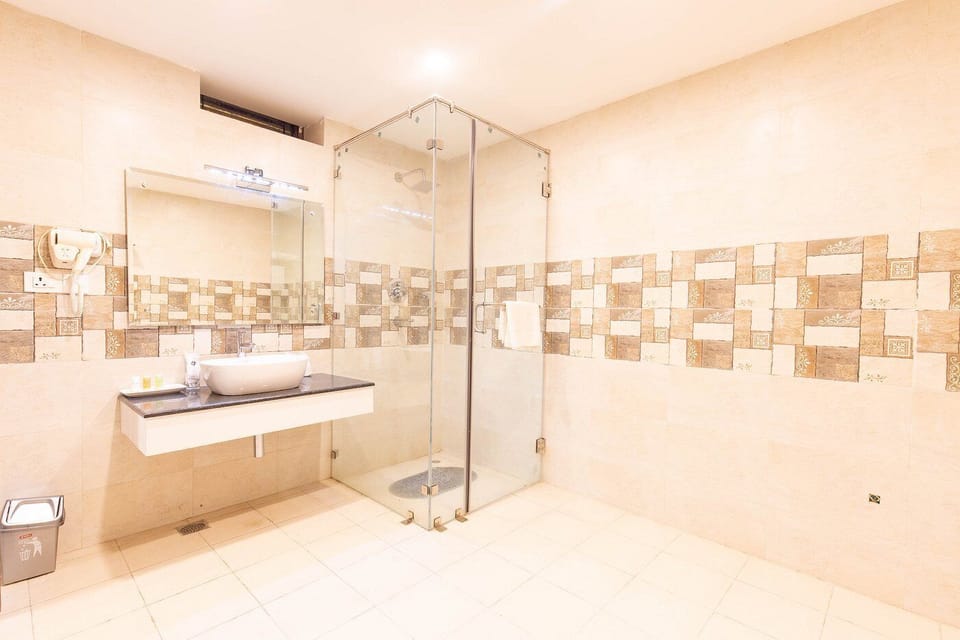 Free toiletries, hair dryer, slippers, bidet