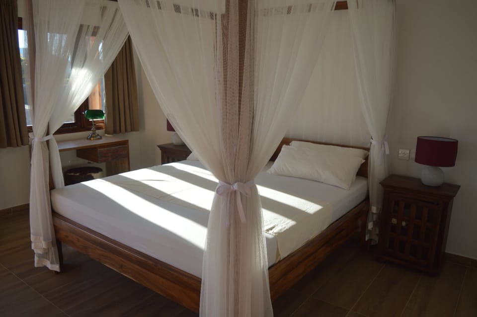 Apartment, 1 Bedroom | 1 bedroom, in-room safe, WiFi (free)