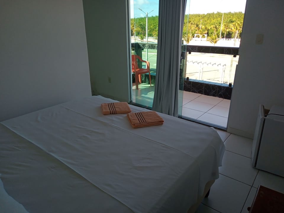 Superior Twin Room, Patio | Free WiFi, bed sheets