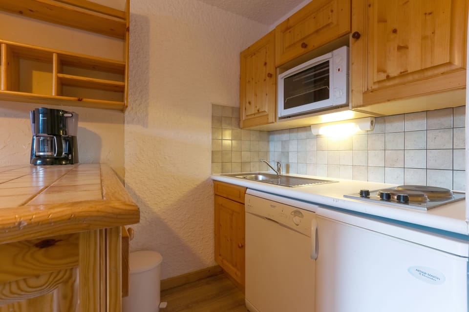 Prepare a small meal in your kitchenette.