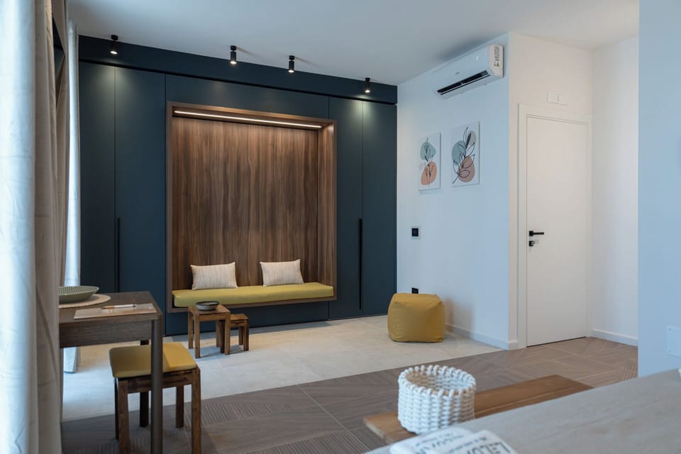 Deluxe Double Room, Balcony, Sea View | Down comforters, minibar, individually decorated, individually furnished
