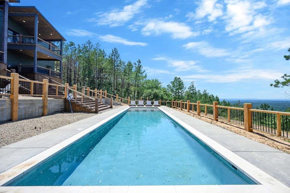 Large pool perfect for large groups