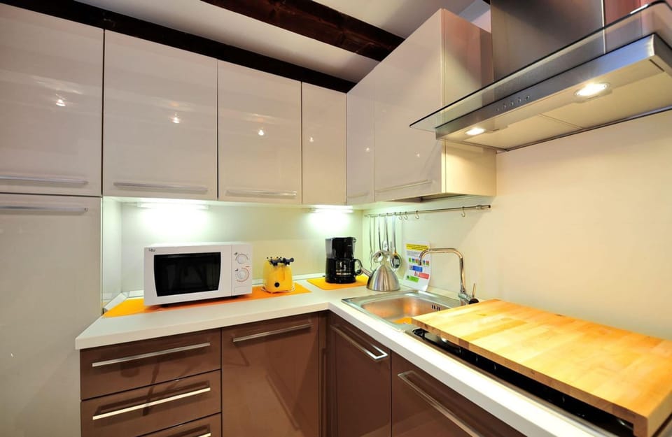 House | 1 bedroom