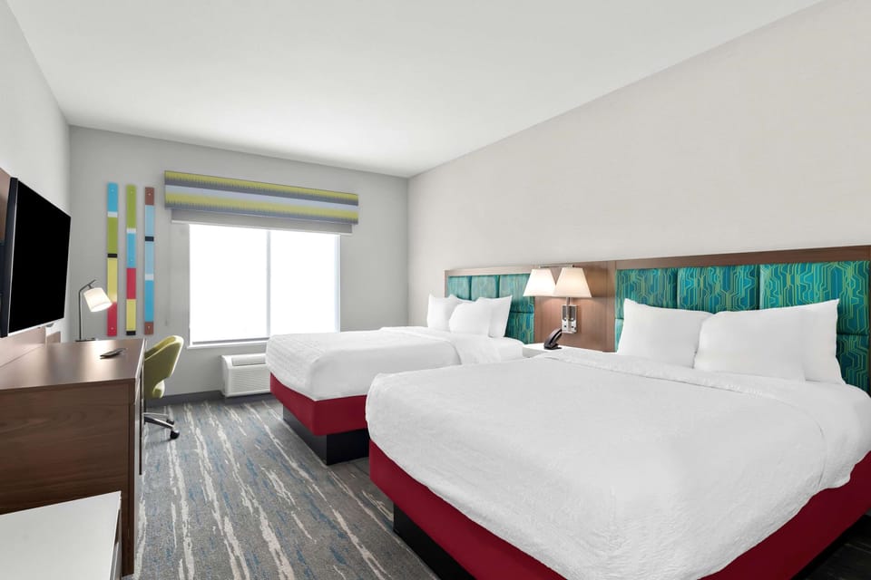 WiFi (free), bed sheets