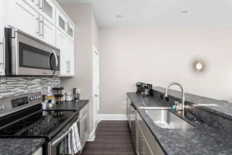 Make the most of our kitchen space, conveniently outfitted with modern appliances for all your needs.
