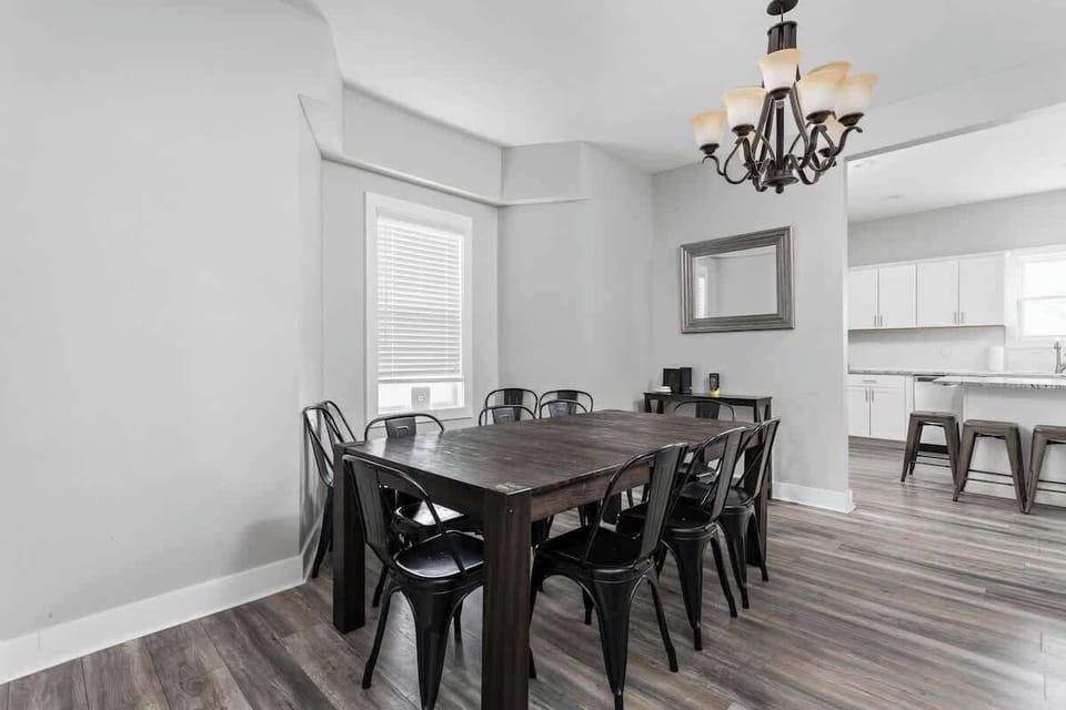 Dining Table Seating for 8+