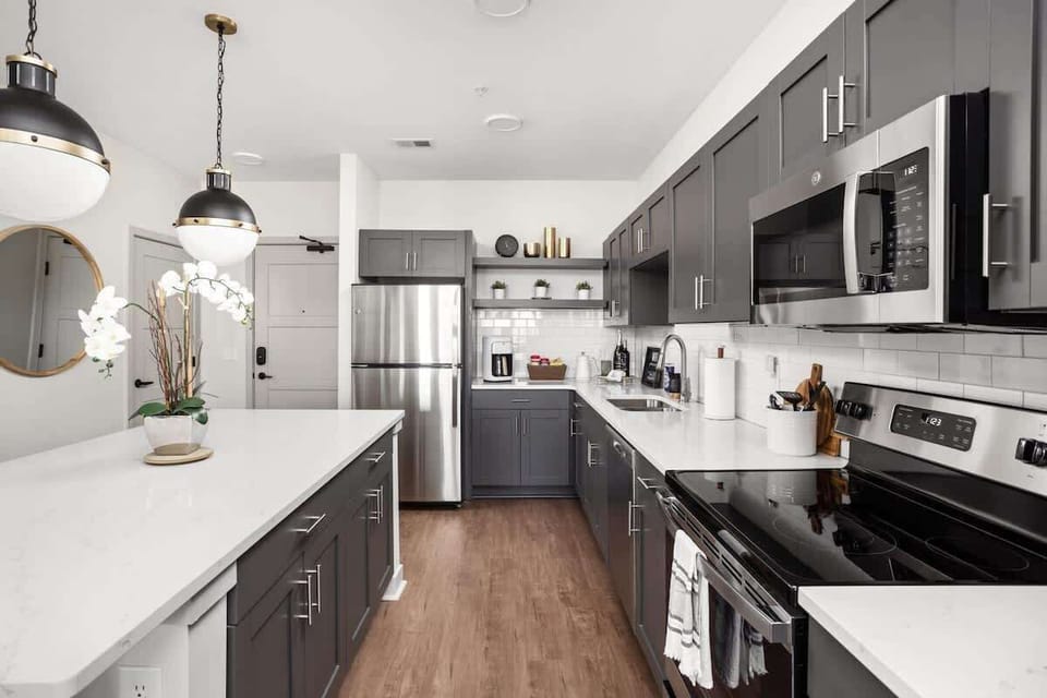 Fully functional kitchen area for convenience