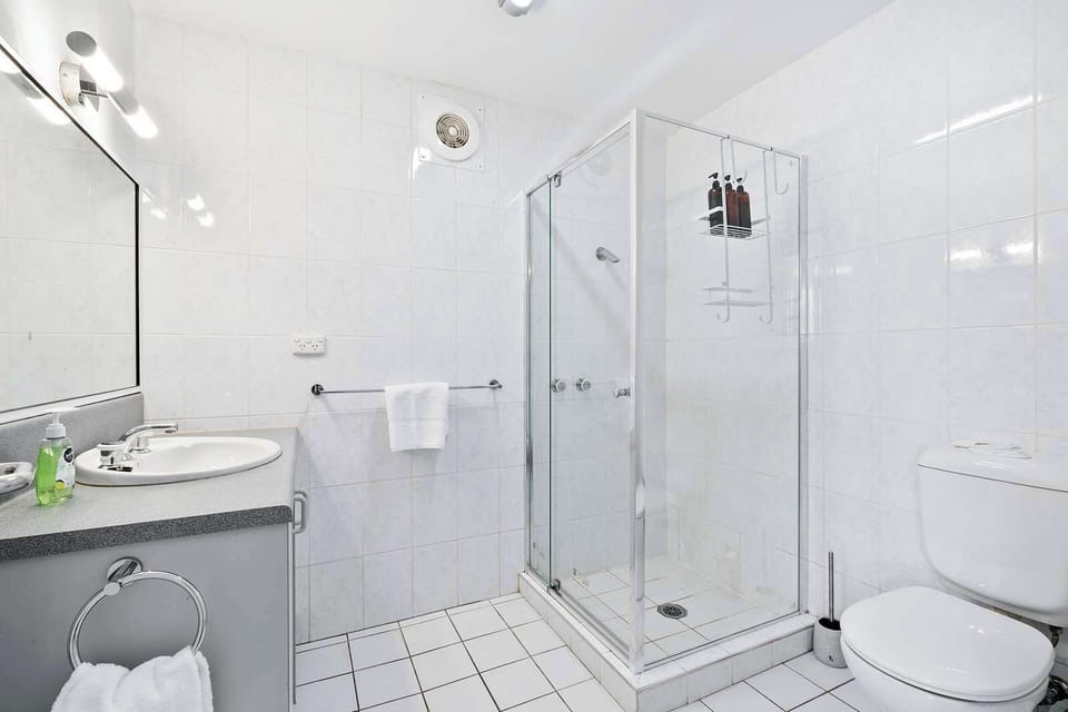 Modern Bathroom