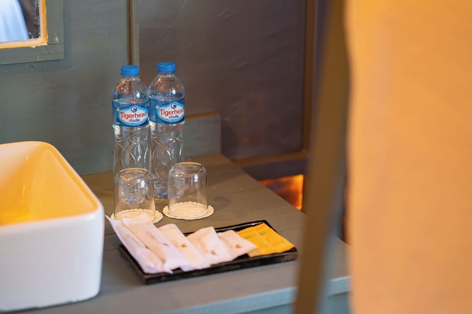 Superior Double or Twin Room, Balcony, River View | Bathroom | Shower, free toiletries, hair dryer, slippers