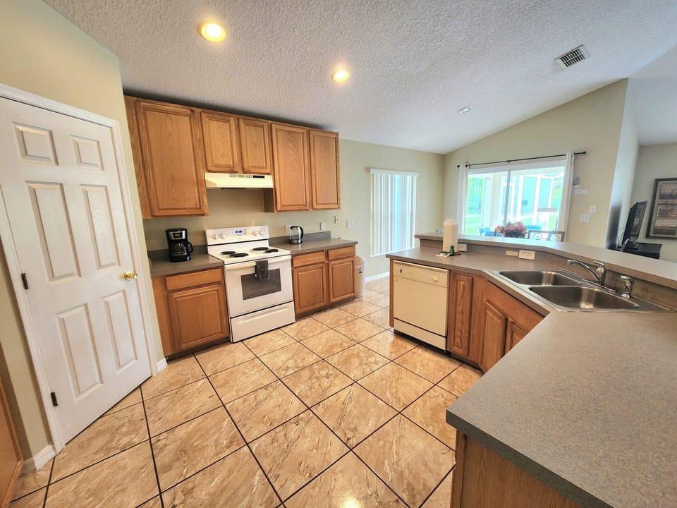 open, equipped Kitchen