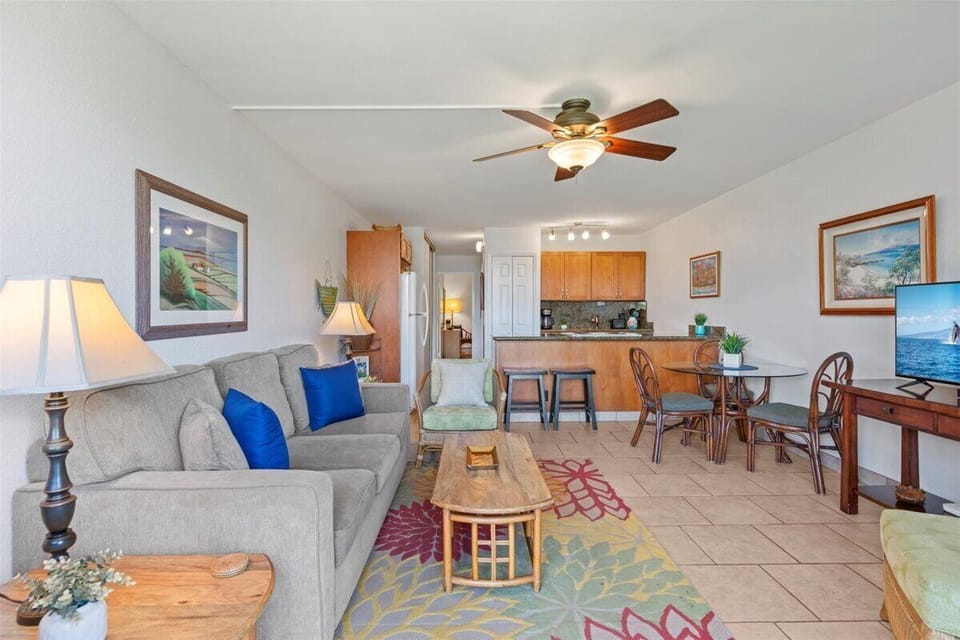 Spacious living and dining area