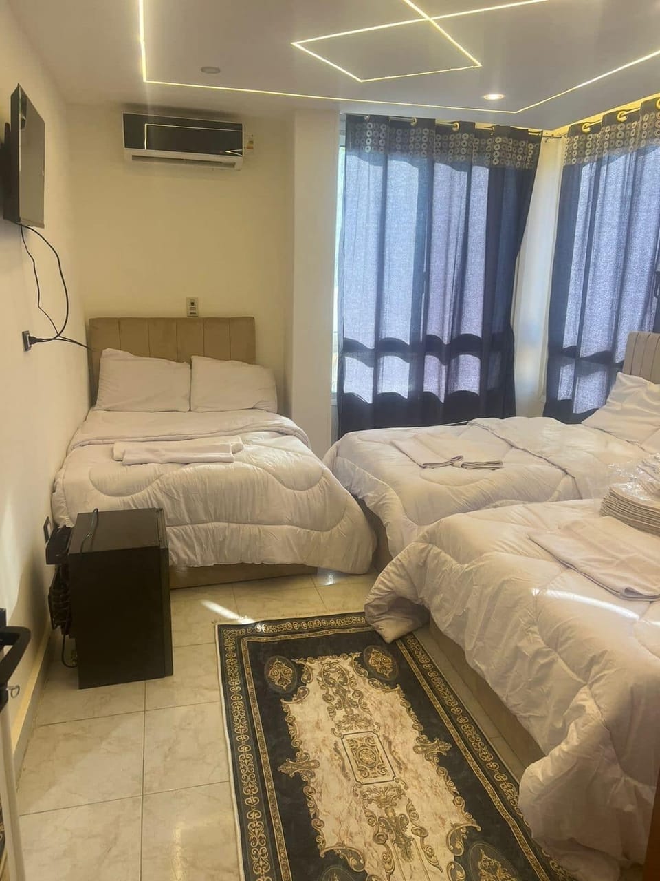 Free WiFi, bed sheets