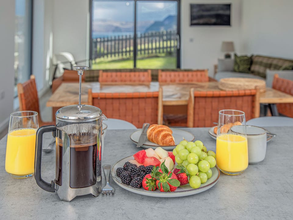 Open plan living space | Faodail, Portree, Isle of Skye