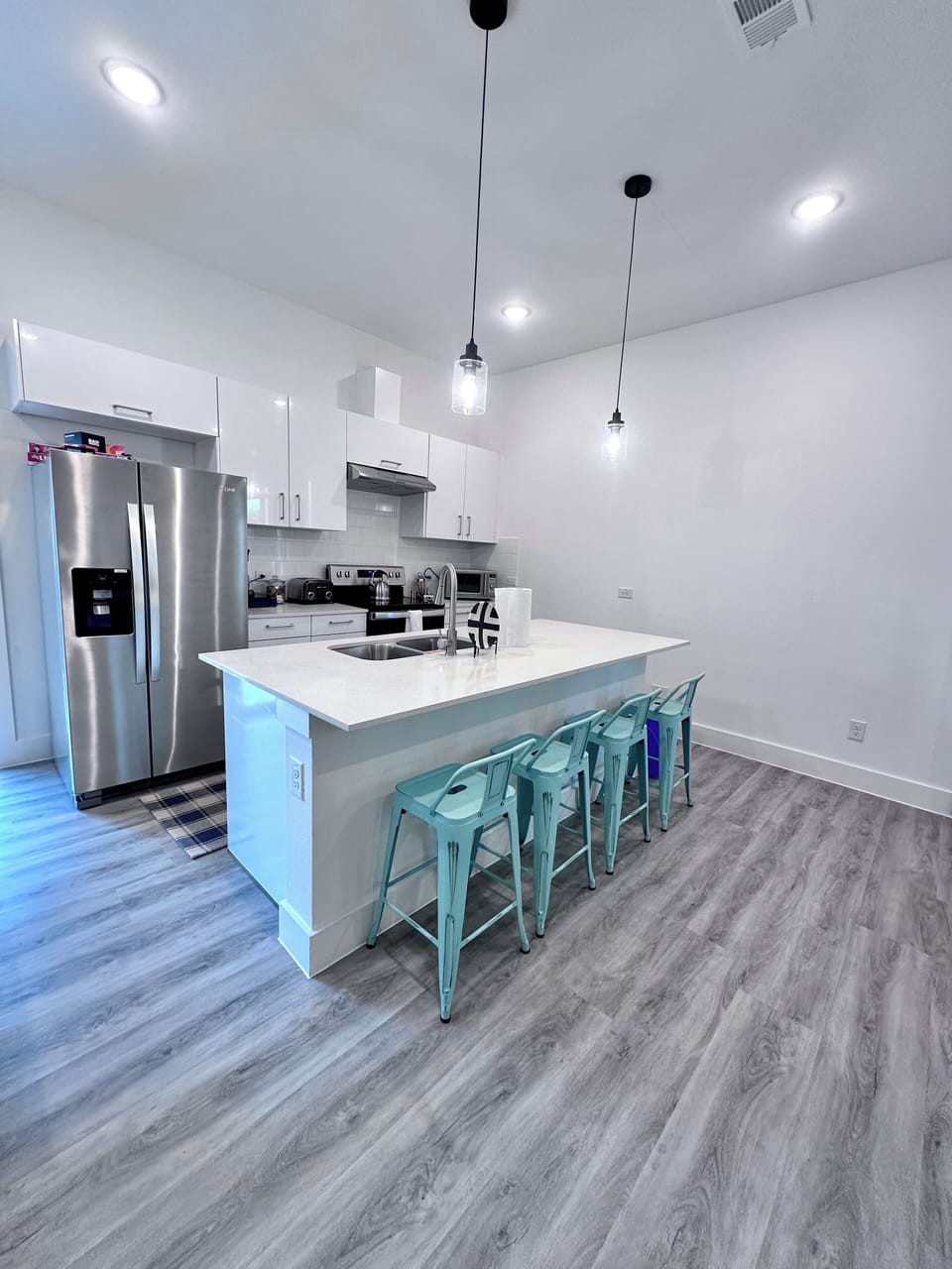 Fully stocked kitchen 