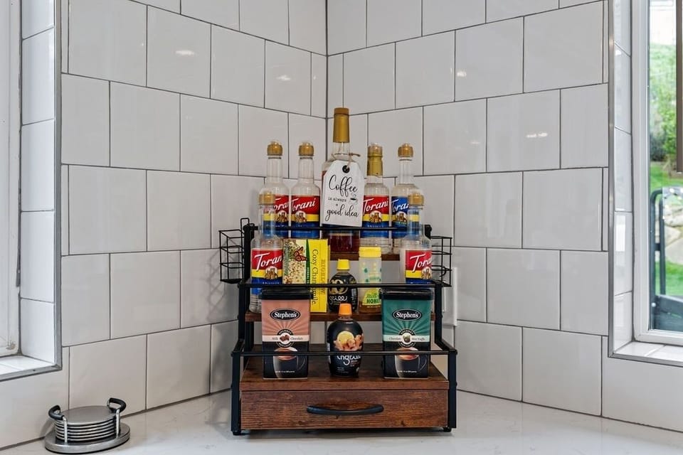Shelf, Indoors, Shop, Grocery Store, Pantry