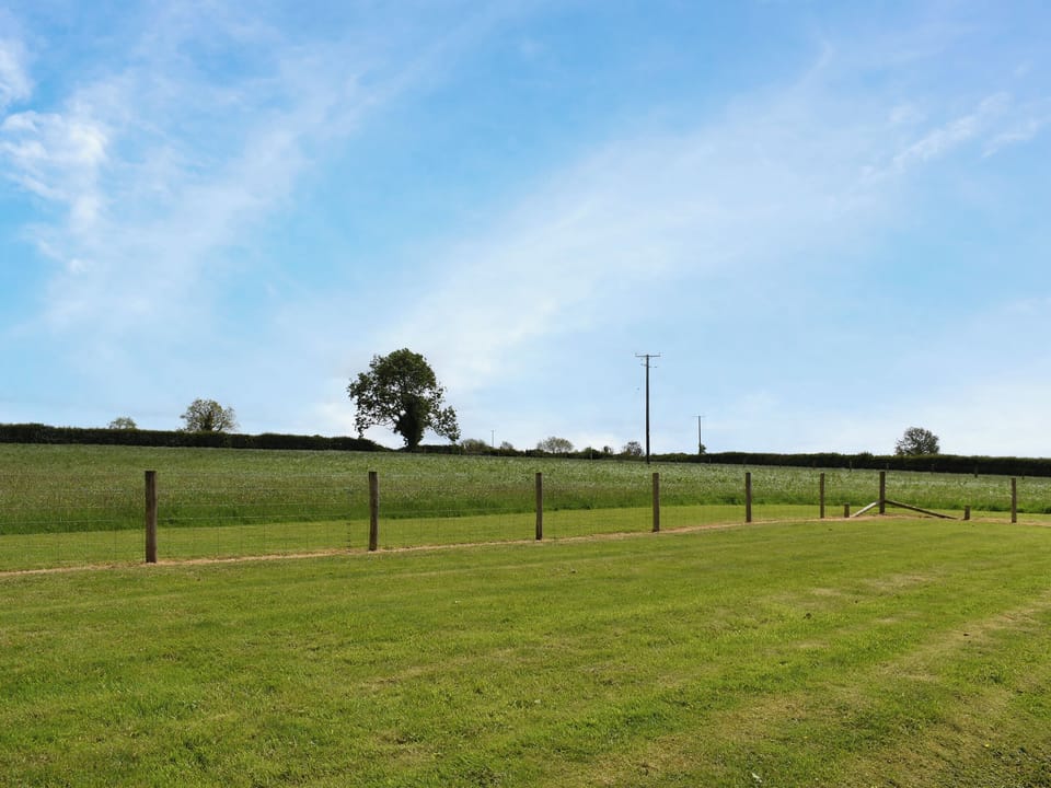 Surrounding area | Trelawney Bungalow, Callington