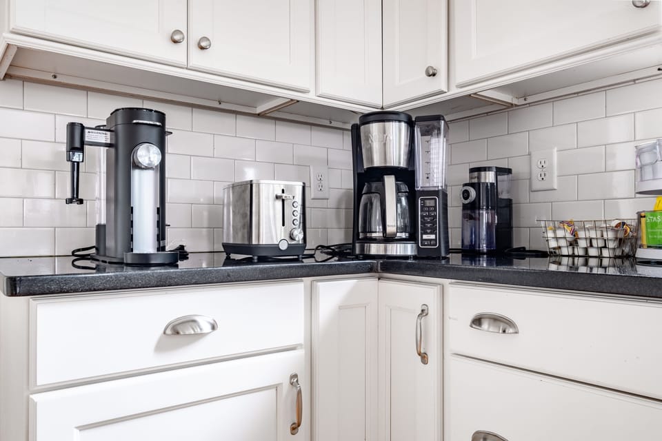 Indoors, Kitchen, Shelf, Sink, Sink Faucet