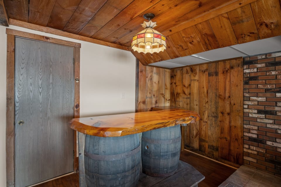 Indoors, Hardwood, Floor, Flooring, Stained Wood