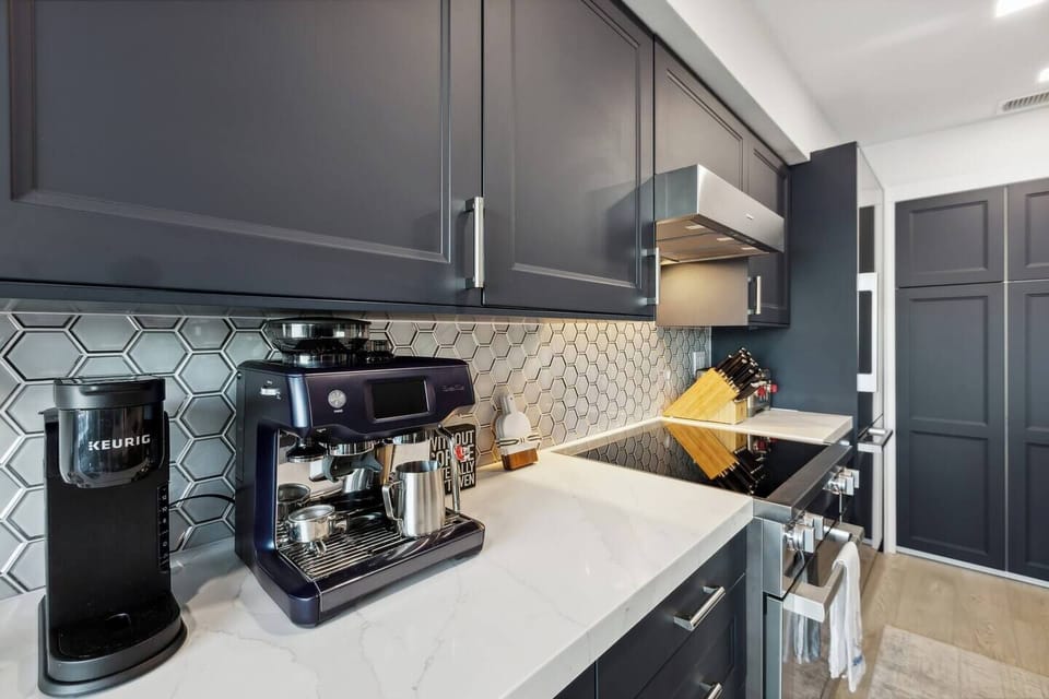 espresso machine and Keurig