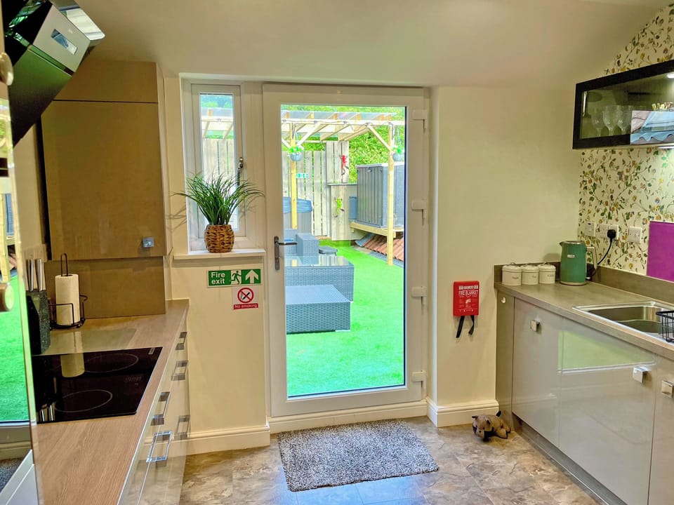 Kitchen | Station View, Pickering