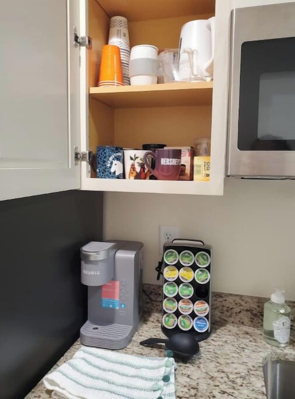 Keurig and lots of coffee options
